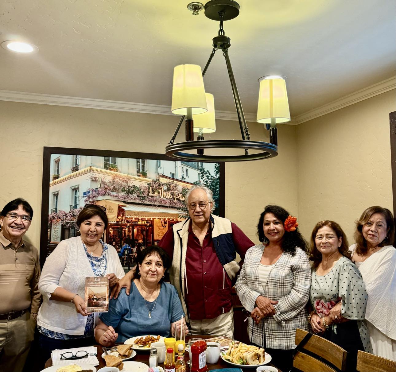 Presentación del libro <<La cerca de la esperanza>> de la Dra. Juani Fúnez-González